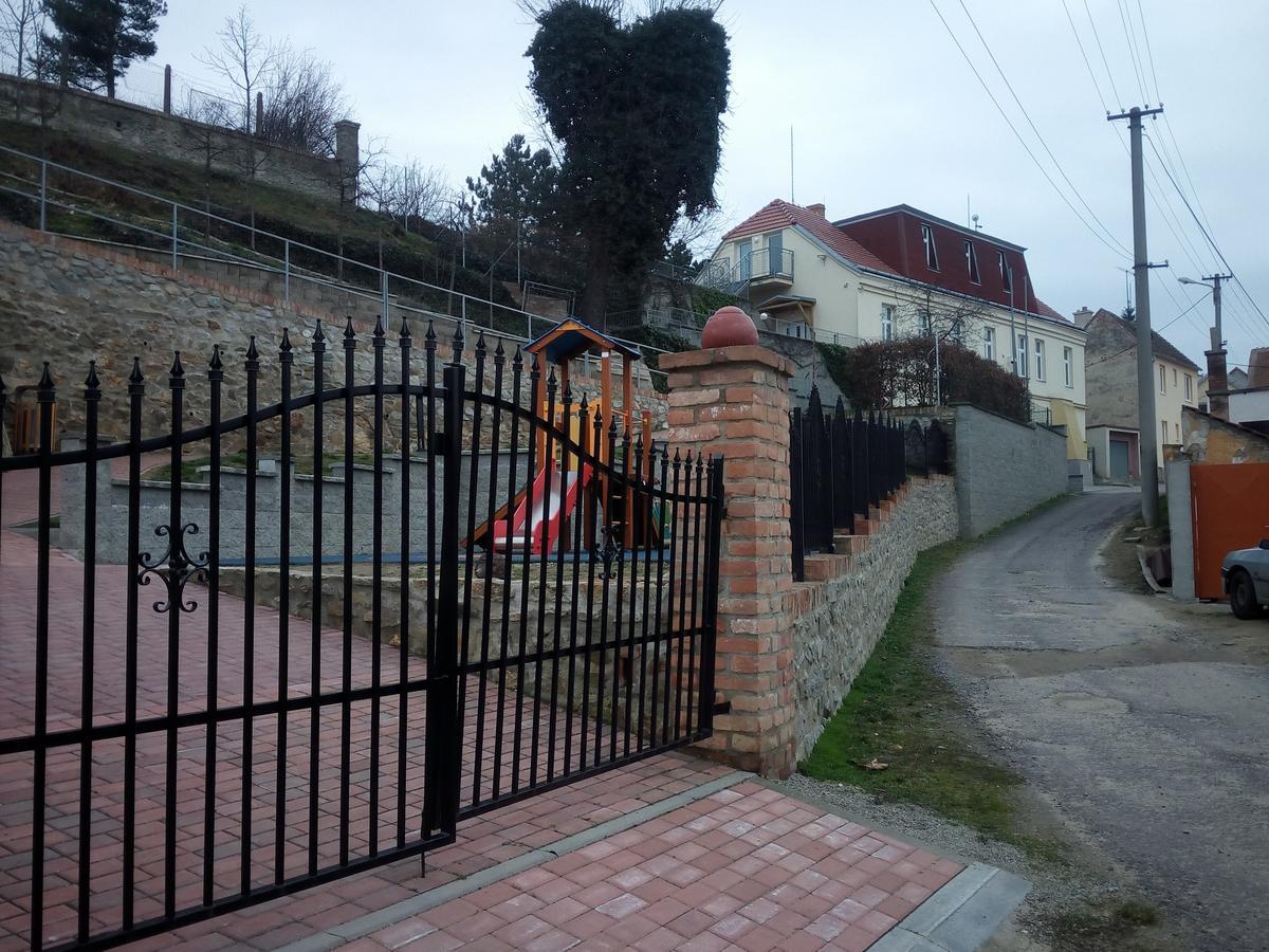 Havranuv Dum Suchohrdly Hostel Εξωτερικό φωτογραφία